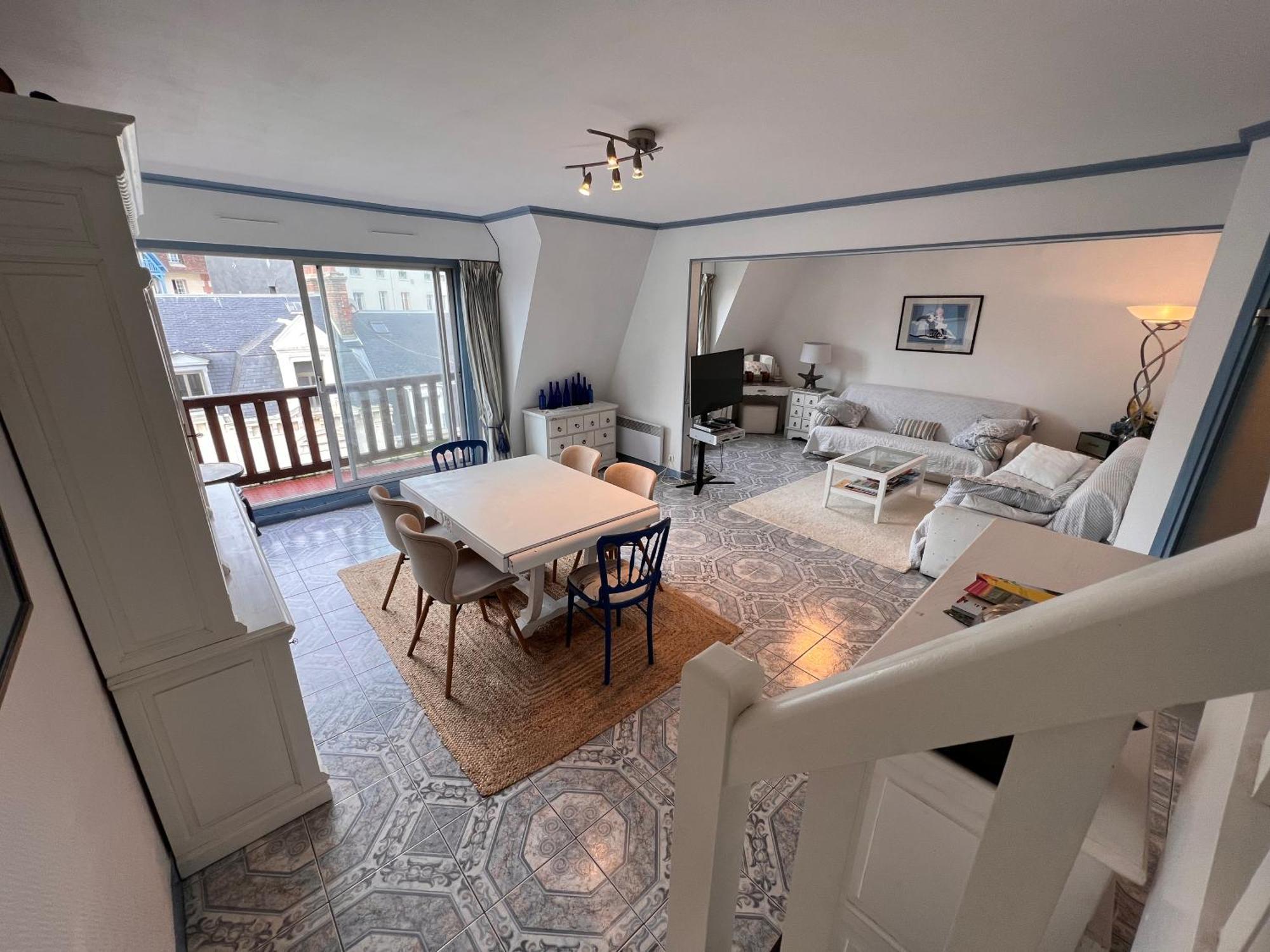 Duplex En Plein Centre, 3min Deauville
