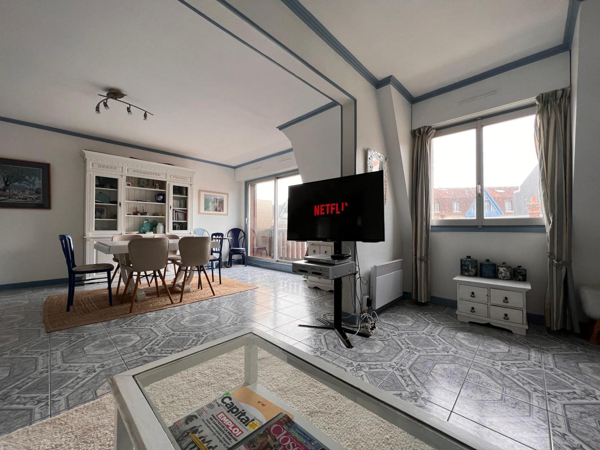 Duplex En Plein Centre, 3min Appartement Deauville